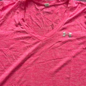 Under Armour t-shirt